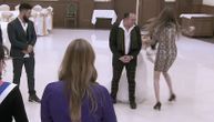 Potukle se rijaliti učesnice u emisiji: Haos u "Braku na neviđeno", kume se raščupale usred venčanja
