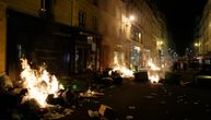 Haos na ulicama Pariza tokom protesta: Demonstranti bacali kamenice, policija upotrebila suzavac