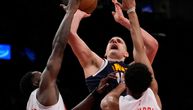 Jokić pogađa i kada je u padu: Srpski košarkaš sjajnim potezima ponovo oduševljava NBA publiku