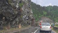 Još jedno klizište na jugozapadu Srbije: Saobraćaj u Novopazarskoj banji bio u prekidu zbog velikog odrona