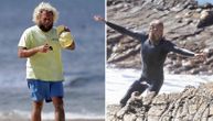 Neverovatna transformacija holivudskog glumca: "Prepolovio se", uhvaćen na plaži