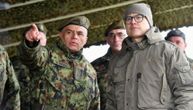 Vučević obišao Treću brigadu kopnene vojske i Mešovitu artiljerijsku brigadu: Srbija danas posvećena miru