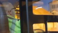 "Jašaaa, to majstore" žurka u beogradskom autobusu na liniji 46: Vozač kolcetom razgalio putnike