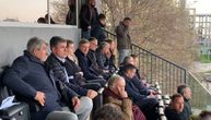 Piksi posmatra haos na Banovom brdu: Selektor Stojković došao na derbi kola, pa video samo tuču i prekide meča