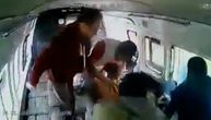 Maltretirao putnike u autobusu, oni se na kraju skupili i prebili ga: Sve se može kad se ljudi slože