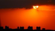Spektakularan zalazak sunca na nebu iznad Beograda