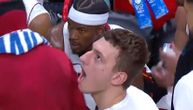 Urnebesna reakcija srpskog košarkaša na klupi, čak je i NBA liga objavila ovaj video