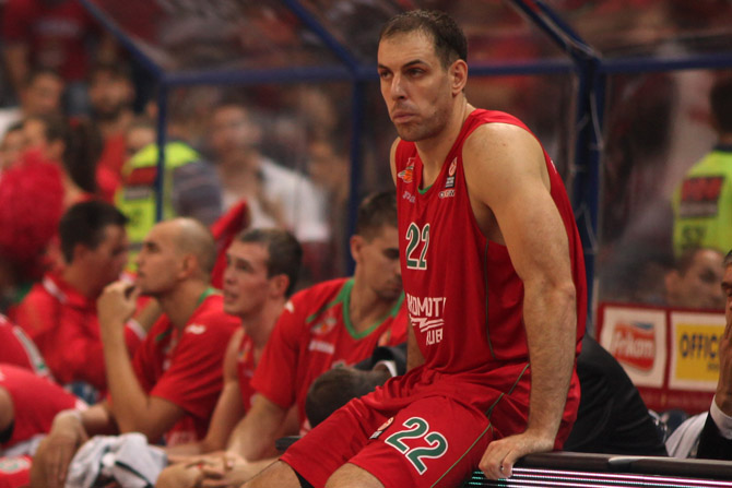 POVRATAK NA POMOLU? Partizan hoće da dovede Aleksa Marića! - Telegraf.rs