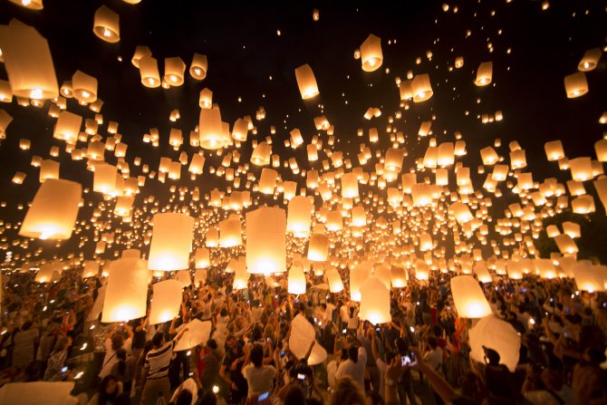 Loj Krathong festival