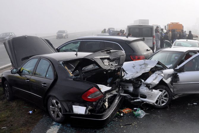 Lančani sudar na auto putu Šid – Beograd