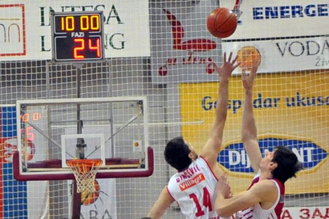 KK Crvana zvezda - KK Radnički Kragujevac