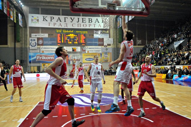 KK Crvana zvezda - KK Radnički Kragujevac STEFAN BALMAZOVIĆ