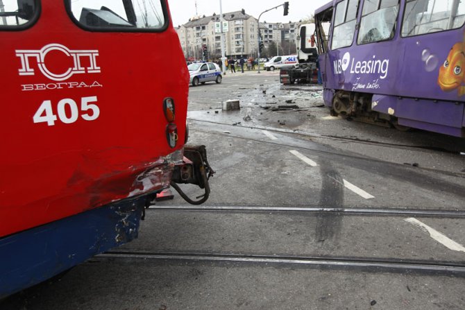 Lančani sudar u bulevaru Milutina Milankovića