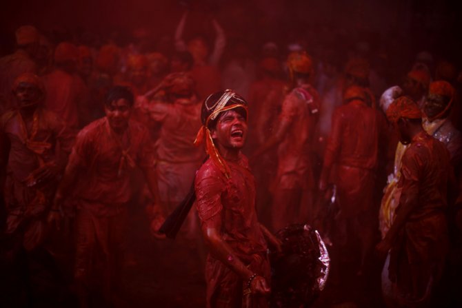 Festival Lathmar Holi slavi dolazak proleća