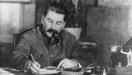 Zašto Rusi ponovo obožavaju Staljina, čoveka koji ubio milione Rusa?