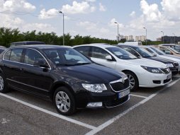 Kako Da Kupim Auto Od Fizickog Lica Dok Traje Vanredno Stanje Telegraf Rs