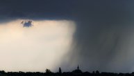Apokaliptične slike superćelijske oluje iznad Novog Sada: Moguća i pojava tornada, RHMZ izdao hitno upozorenje