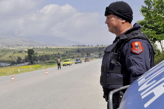 Albanska policija