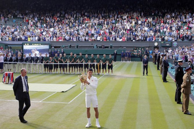 Novak Đoković je u finalu VImbldona pobedio Rodžera Federera