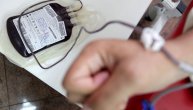 Stisnite pesnicu i spasite život: Akcija dobrovoljnog davanja krvi na Srpsku novu godinu u Biblioteci grada