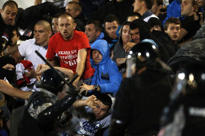 Meč koji će ući u istoriju svetskog fudbala ali ne zbog igre dve reprezentacije