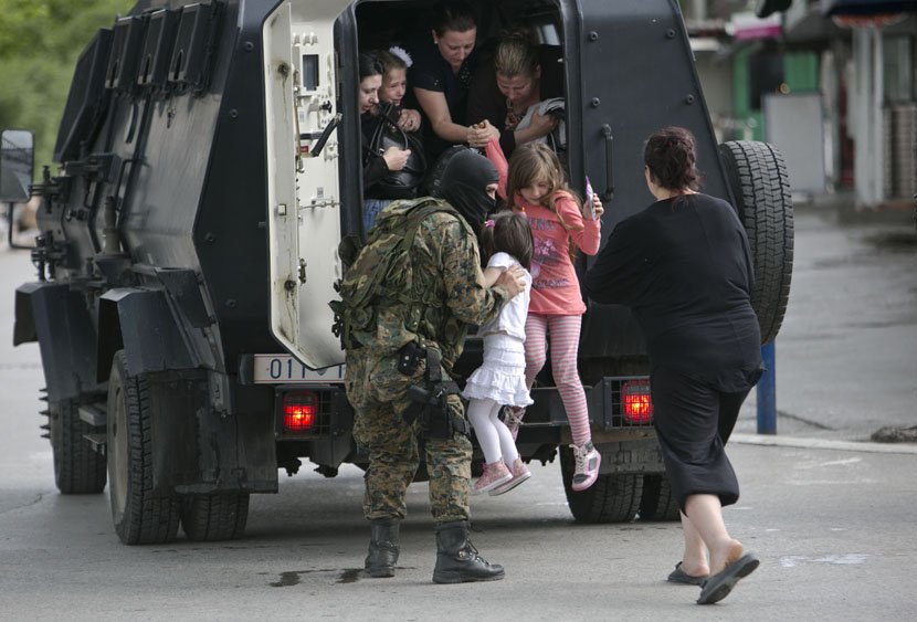 Evakuisani meštani zbog oružanog sukoba u Kumanovu