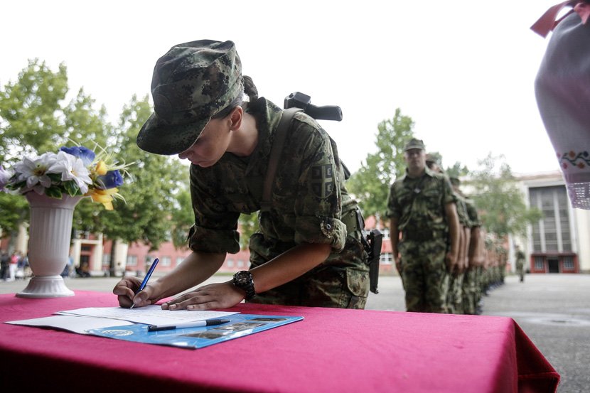 PRIPADNICE VOJSKE SRBIJE PRIPADNICE VOJSKE SRBIJE