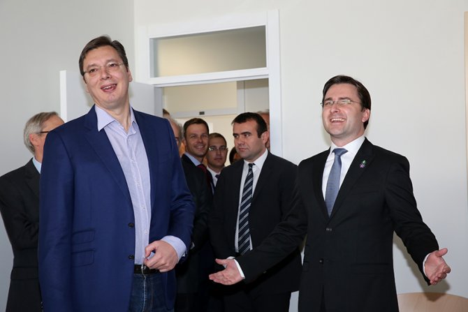 Aleksandar Vučić i Nikola Selaković, Prekršajni sud u Beogradu