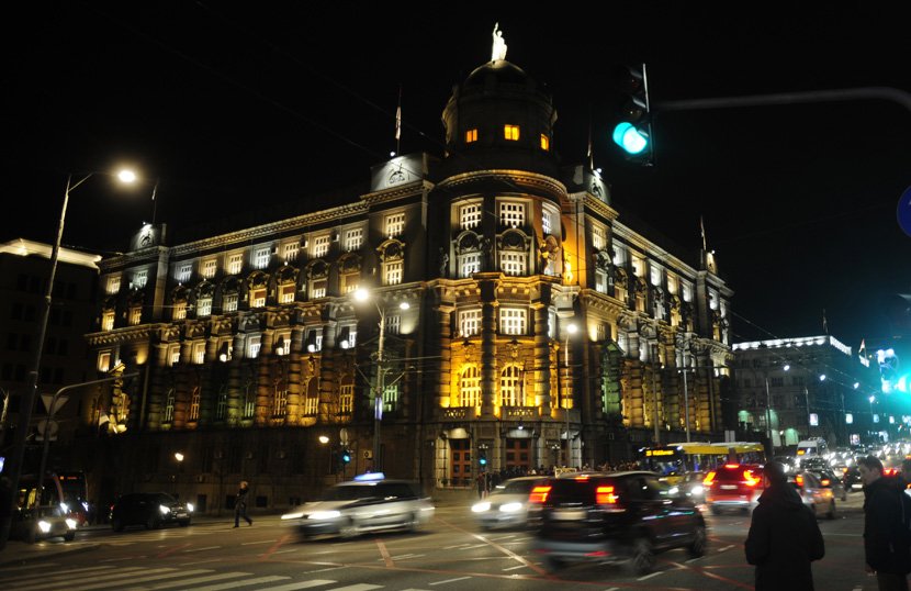 Upaljena svetla na zgradi Vlade Srbije u okviru akcije - Sat za našu planetu
