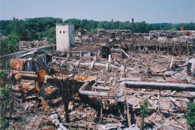 Nato bombardovanje 1999, Valjevo Krušik