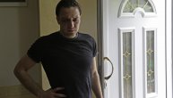 ŽENE GA SPOPADAJU, NUDE MU BRAK I SEKS PREKO FEJSBUKA: Zoran Marjanović ne može da se izbori s pomahnitalim udavačama