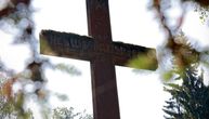 Da li se na pravoslavnu slavu ide na groblje? Evo šta kaže crkva, a šta običaj