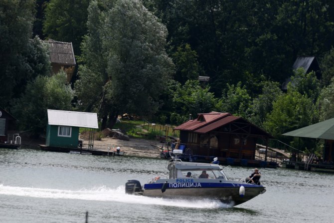 Ada Međica, Bomba, rečna policija Ada Međica, Bomba, rečna policija
