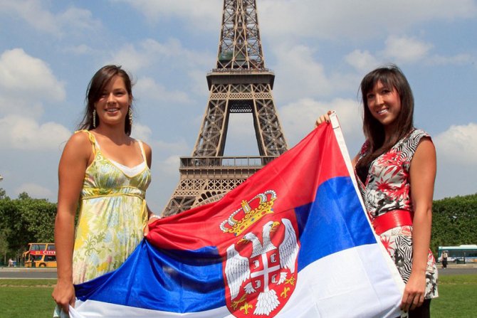 Ana Ivanović i Jelena Janković 2007. Rolan garos