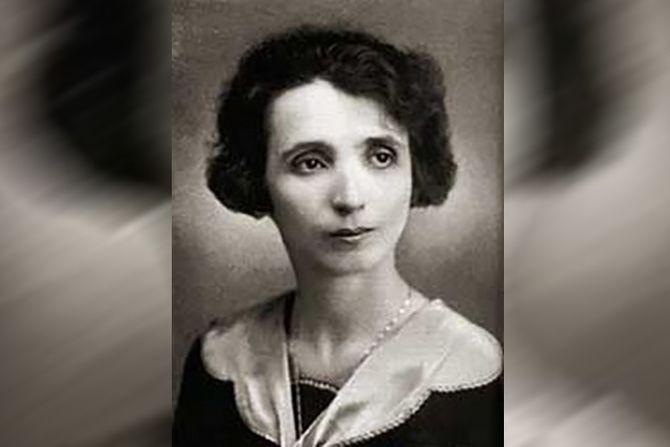 Ksenija Atanasijević Ksenija Atanasijević