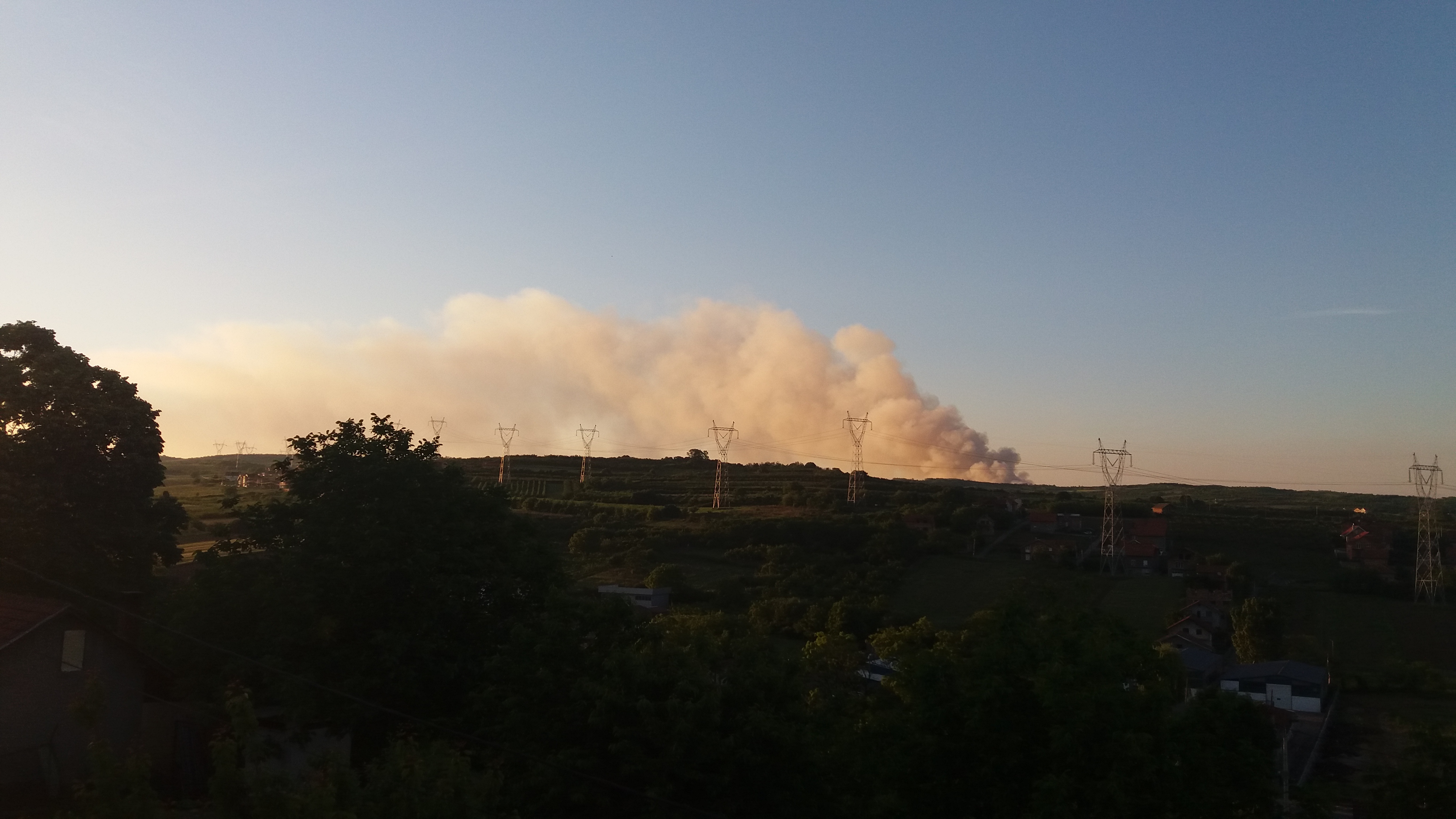 Dva požara u 2 dana skoro na istom mestu: Gorele divlje deponije
