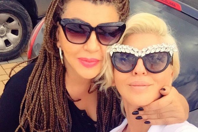 Jelena Karleuša, Divna Karleuša