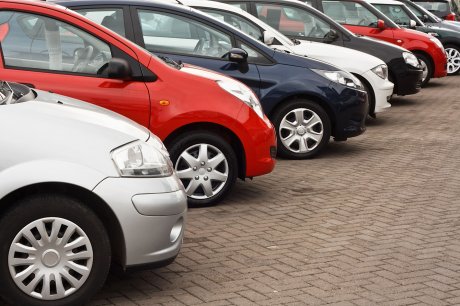 Polovni automobili, parking Polovni automobili, parking