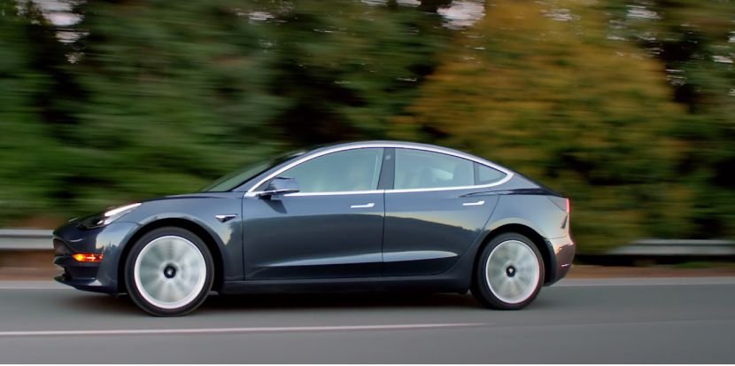 Tesla Model 3, električni automobil