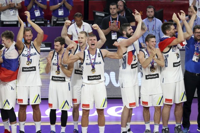 Eurobasket, 2017, Košarka, Košarkaška reprezentacija Srbija, Slovenija