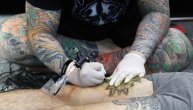 Akcijom "Tattoo dan za Vidovdan" prikupljeno više od 10.000 evra: Sva sredstva idu ugroženima na Kosmetu