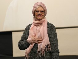 Milena Dravić monografija