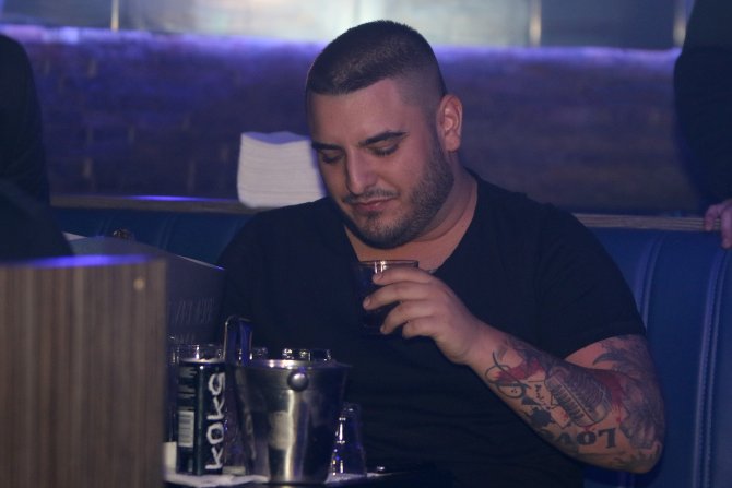 Darko Lazic, Nocni klub Square Darko Lazic, Nocni klub Square