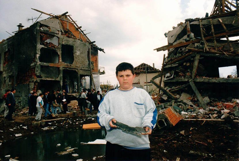 Retko viđene, potresne fotografije NATO bombardovanja: U njima je sav bol  stradanja našeg naroda - Telegraf.rs