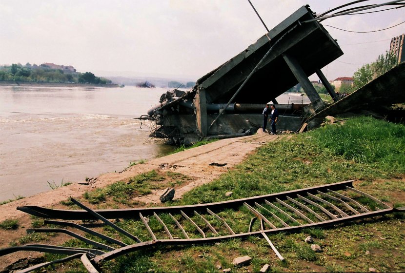 NATO Bombardovanje SRJ, Srbije, Novi Sad NATO Bombardovanje SRJ, Srbije, Novi Sad