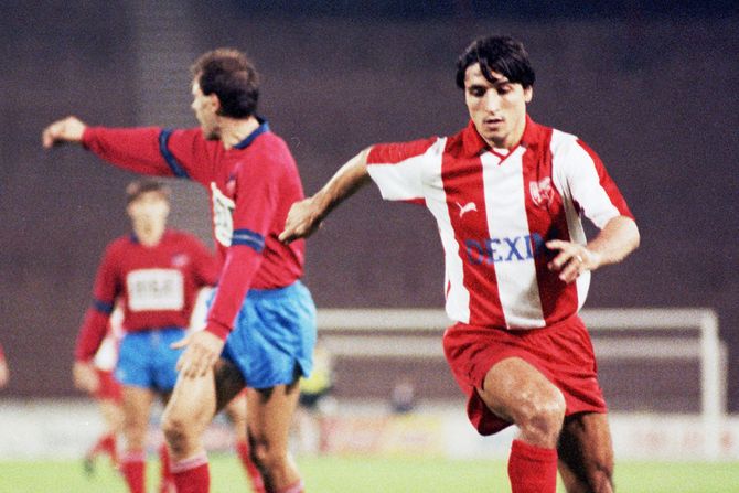 Crvena zvezda, sampion, Bari, Pehar Crvena zvezda, sampion, Bari, Pehar