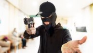Oružana pljačka u Gornjem Milanovcu: Na meti maskiranih napadača banka u centru grada
