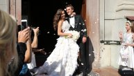 Latice ruža kao ukras: Piksijeva ćerka imala je venčanje iz snova u Beogradu, a evo kako je izgledala ogromna svadbena torta (FOTO)