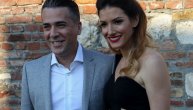 Jovana i Željko blistali na svadbi Piksijeve ćerke: Zbog seksi i elegantne haljine mnogi nisu odvajali pogled od vodteljke (FOTO)