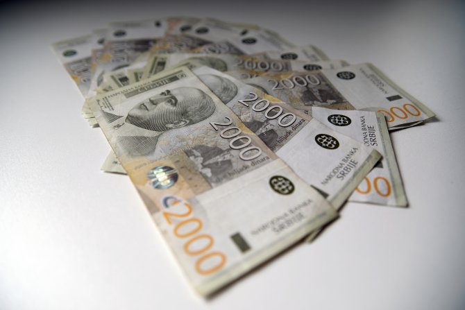 Dinari, pare, novac, dve hiljade dinara, novčanice